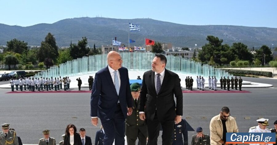Συνάντηση Ν. Δένδια με τον Αλβανό ομόλογό του