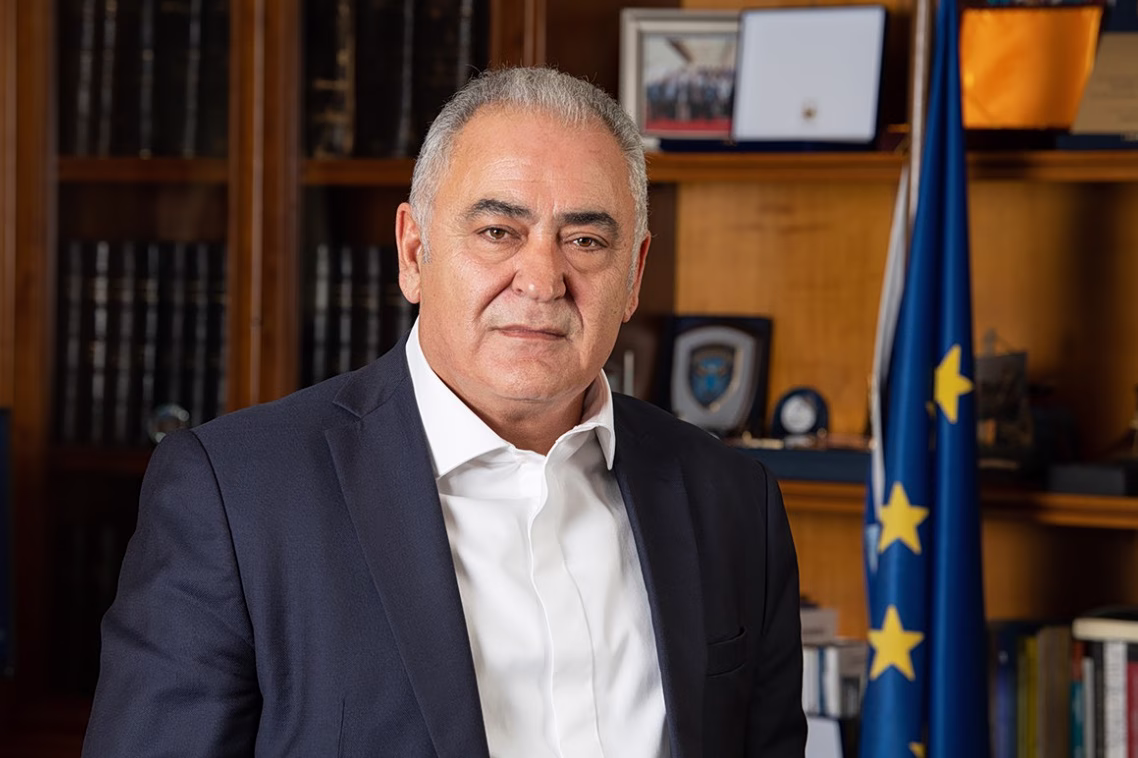 Χατζηθεοδοσίου: Γιατί μειώσεις τιμών από τον Σεπτέμβριο και όχι από αύριο;