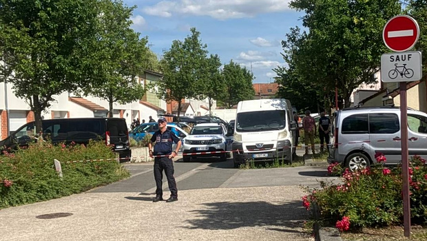 Τραγωδία στη Γαλλία: Δίδυμα αδερφάκια βρέθηκαν νεκρά από αφυδάτωση - Σε άμεσο κίνδυνο ένα αδερφάκι τους