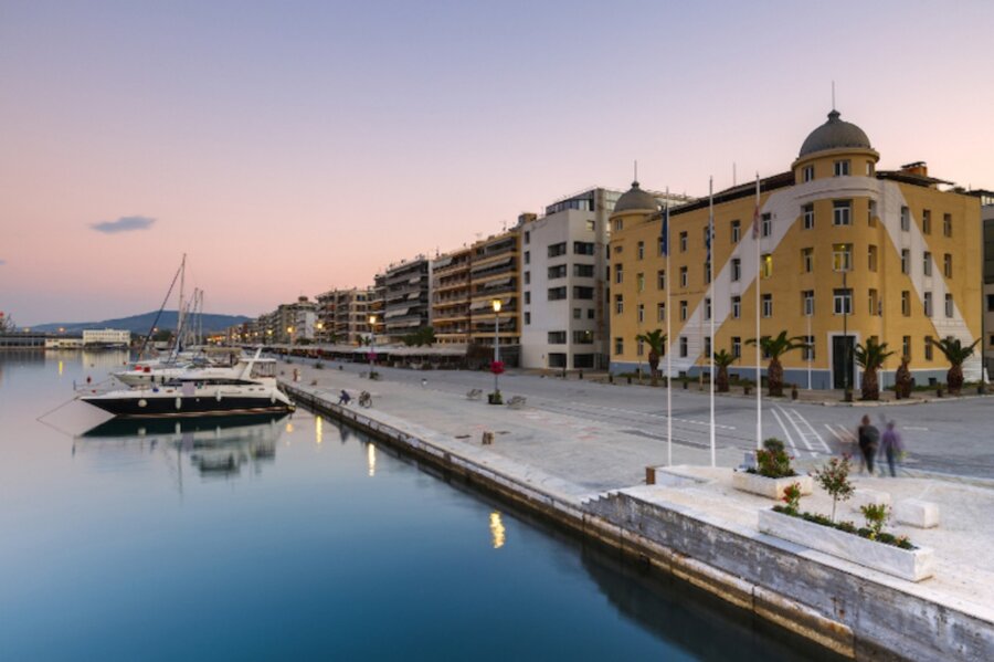 volos-paralia-copy-1280x852
