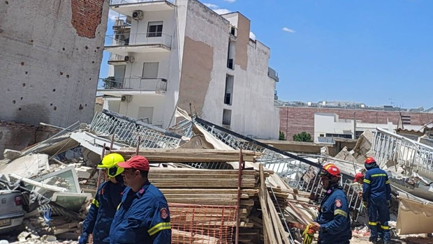 Πετράλωνα: «Και η Πίζα γέρνει αλλά δεν πέφτει» - Τι καταγγέλλει η κόρη ενοίκου της πολυκατοικίας που κατέρρευσε