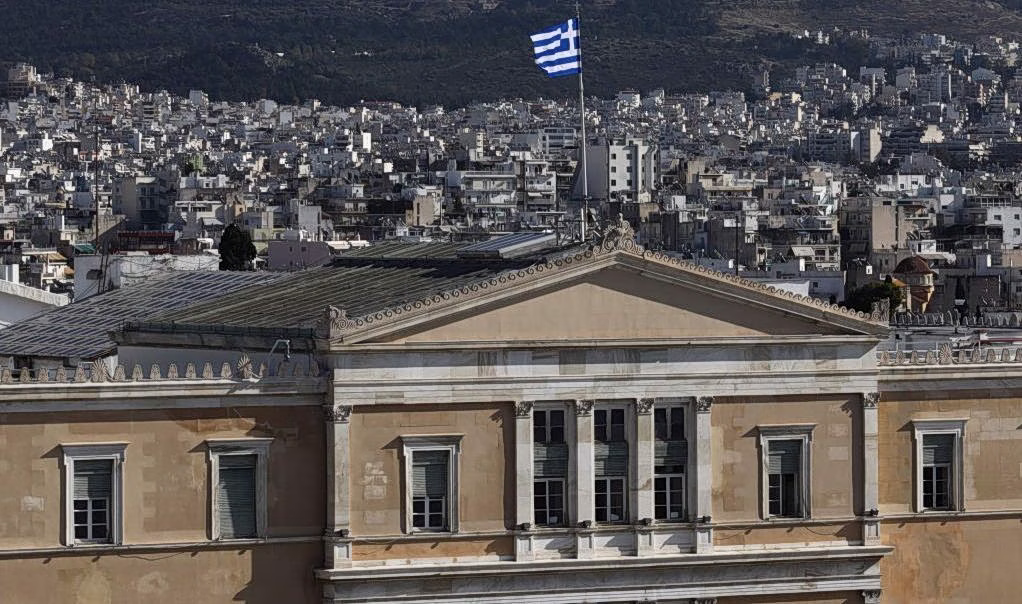 Δημοσκόπηση Metron Analysis: Ενισχυμένες ΝΔ και ΕΛΑΣ