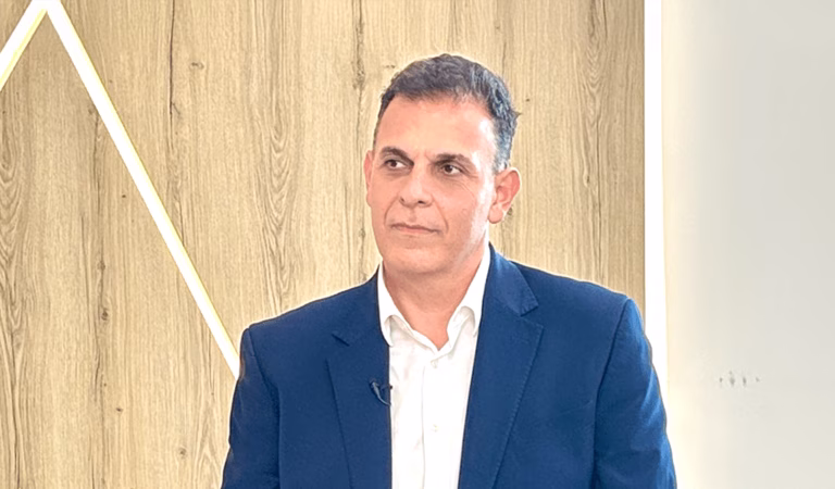 Γιώργος Καραμέρος: Η πρώτη παραίτηση από τον ΣΥΡΙΖΑ για την ΕΛΑΣ