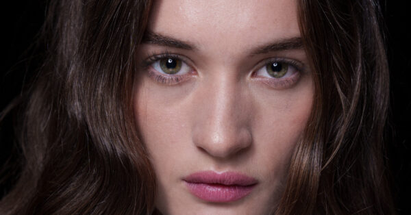 Tubing Mascara: Οι αγαπημένες μας οικονομικές επιλογές για smudge-free αποτέλεσμα όλο το καλοκαίρι