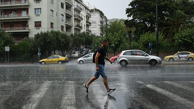 Άστατος ο καιρός την Παρασκευή - Καταιγίδες στην Αττική