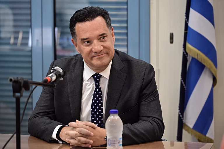 ΕΛΑΣ: Ο Αδωνισμός, είναι η πολιτική φιλοσοφία Μητσοτάκη και το τελευταίο καταφύγιό του