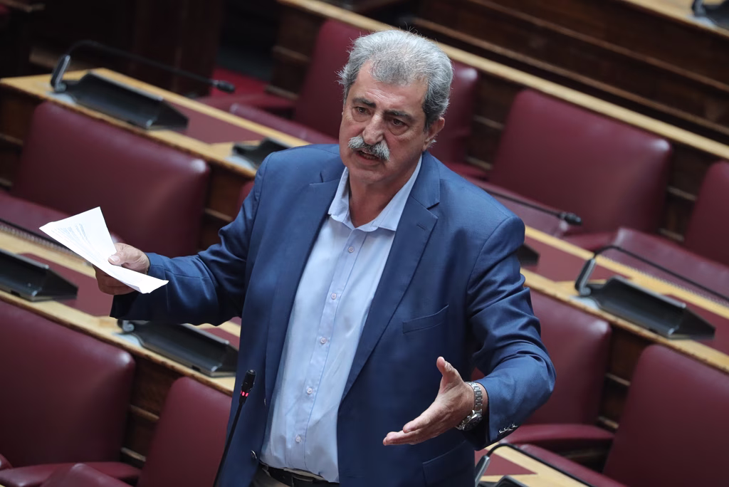 Παύλος Πολάκης: Κάλεσμα για «απόβαση» στην Κουμουνδούρου – «Κανείς δεν θα αναβάλει την Κεντρική Επιτροπή!»