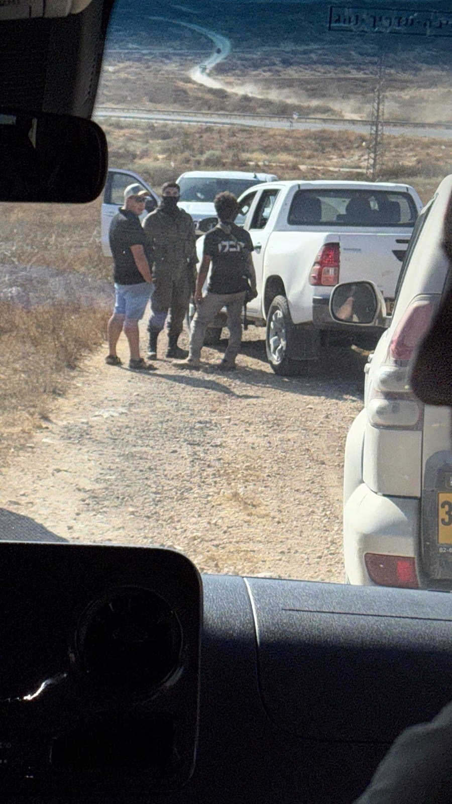 Αμερικανός βουλευτής καταγγέλλει ότι ισραηλινοί έποικοι τον έθεσαν «υπό κράτηση» στη Δυτική Όχθη [βίντεο]