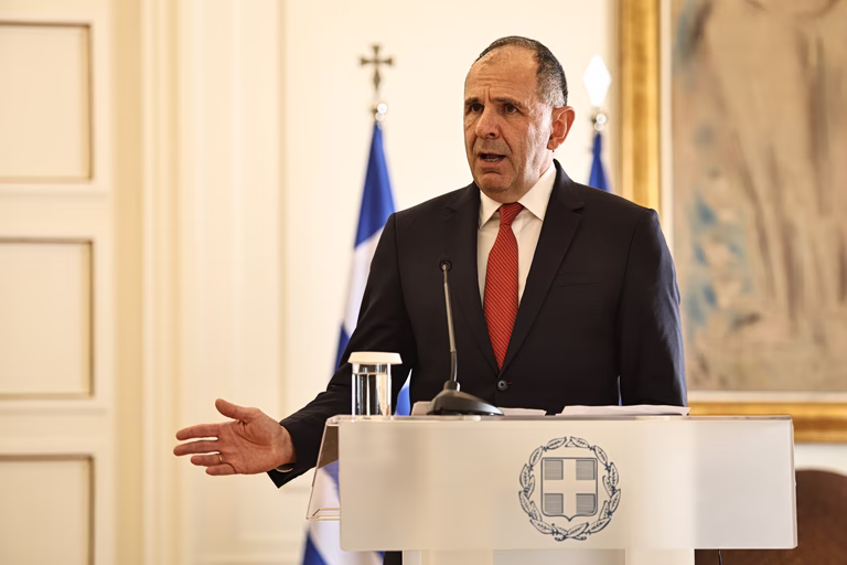 Γεραπετρίτης: Βλέπει «νίκες» στην εξωτερική πολιτική – Τι είπε για F 35 και casus belli