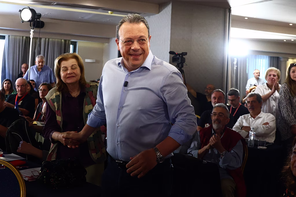 ΣΥΡΙΖΑ εν κενώ ηγεσίας