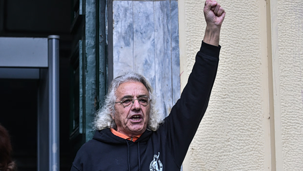 Συγκέντρωση στα Προπύλαια για τον 20χρονο στο Άργος – Η ανάρτηση του Γιάννη Μάγγου