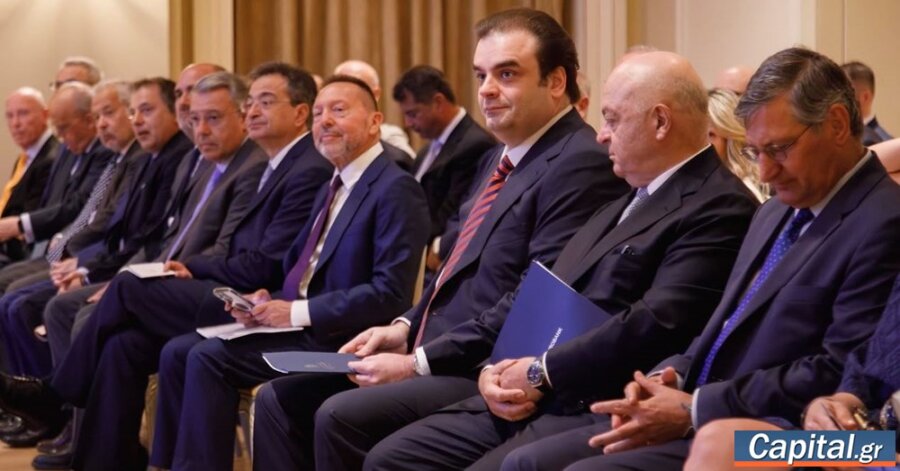K. Πιερρακάκης προς Ελληνική Ένωση Τραπεζών: Υπάρχει ρευστότητα που...