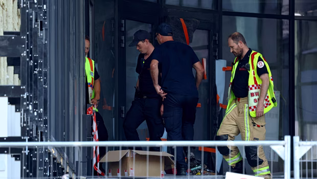 Βρυξέλλες: Δύο νεκροί από τη φωτιά στον πύργο Oxy - Στους έξι οι αγνοούμενοι