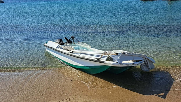 Επανομή: Εντοπίστηκε η βάρκα που επέβαιναν ο 69χρονος αγνοούμενος και η σύζυγός του