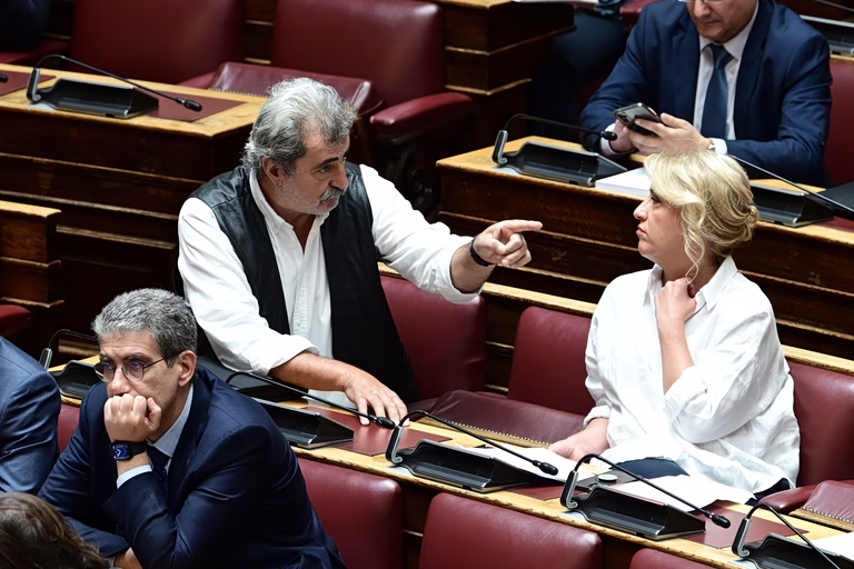 ΣΥΡΙΖΑ: Κρίση και διχασμός ξανά – Πολάκης και Δούρου στα χαρακώματα για κόμμα 7 βουλευτών