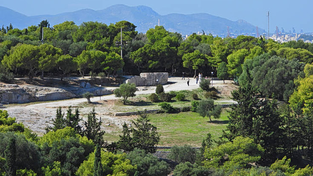 Συνελήφθη 33χρονη για εμπρησμό από πρόθεση στον Λόφο της Πνύκας - Άλλες δύο συλλήψεις σε Αττική και Κρήτη