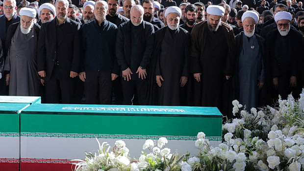 Ιράν: Σύγκρουση στους κόλπους του καθεστώτος - Για πραξικόπημα προειδοποιούν οι σκληροπυρηνικοί