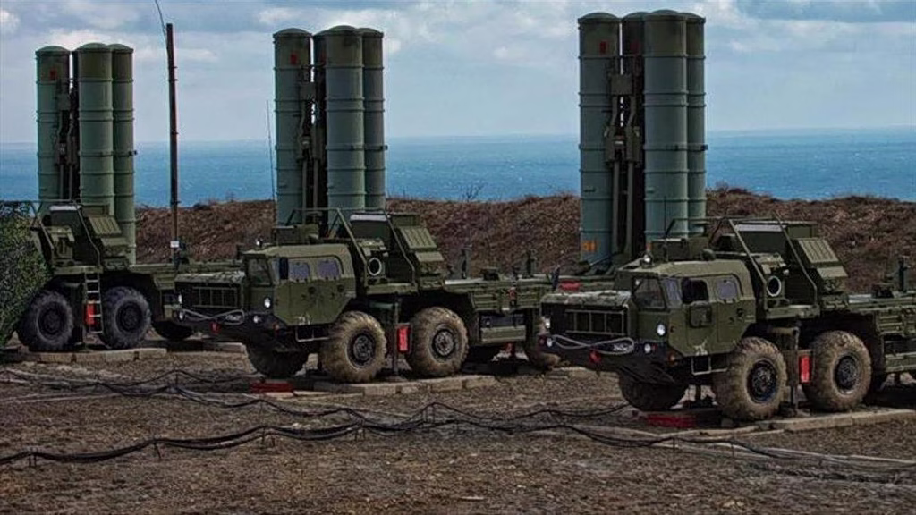 WSJ: Η Άγκυρα εξετάζει τη μεταφορά των S-400 στα ΗΑΕ για να ανοίξει ο δρόμος προς τα F-35