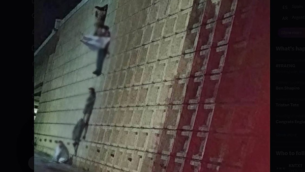 Δέκα πτώματα βρέθηκαν στο Μεξικό, πέντε εκ των οποίων κρέμονταν μαζί από γέφυρα με ένα μήνυμα