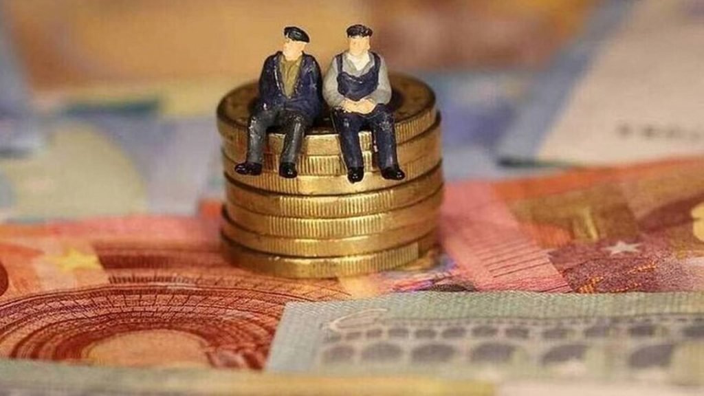 Σύνταξη και χρήματα