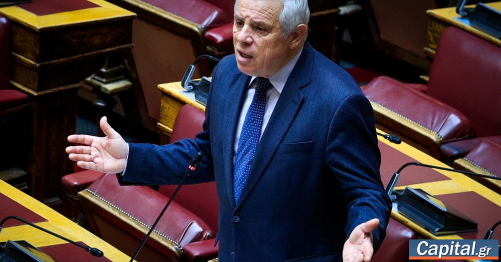 Ο Γ. Βλάχος ζητά εξηγήσεις από Κ. Μητσοτάκη για τα σπιτάκια ανακύκλωσης