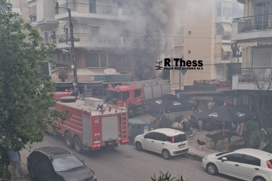 Θεσσαλονίκη: Φωτιά σε φαρμακείο στον Εύοσμο