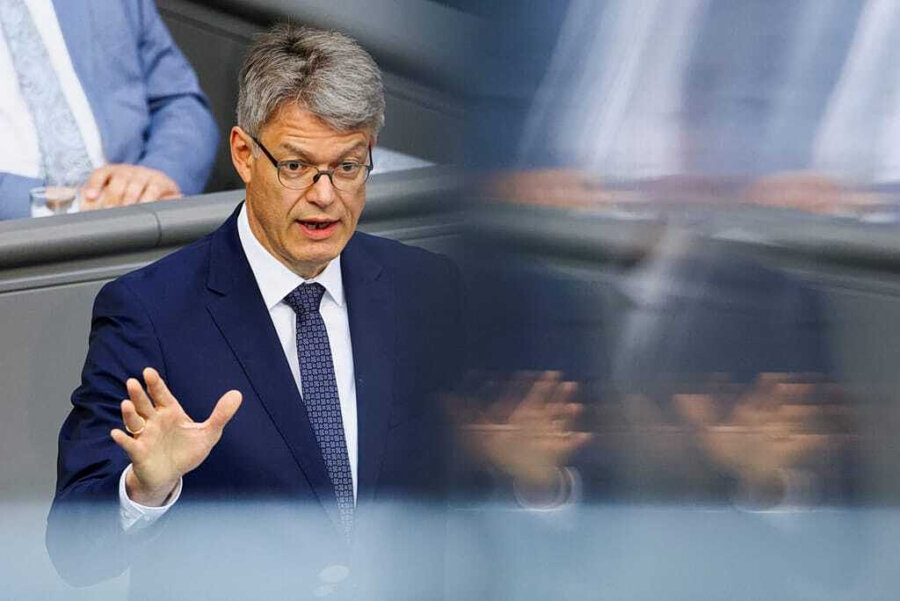 Γερμανία: Ο υπουργός Μεταφορών ζητά την απόλυσή του κάνοντας λόγο για «αναξιοπρεπή κατάσταση»