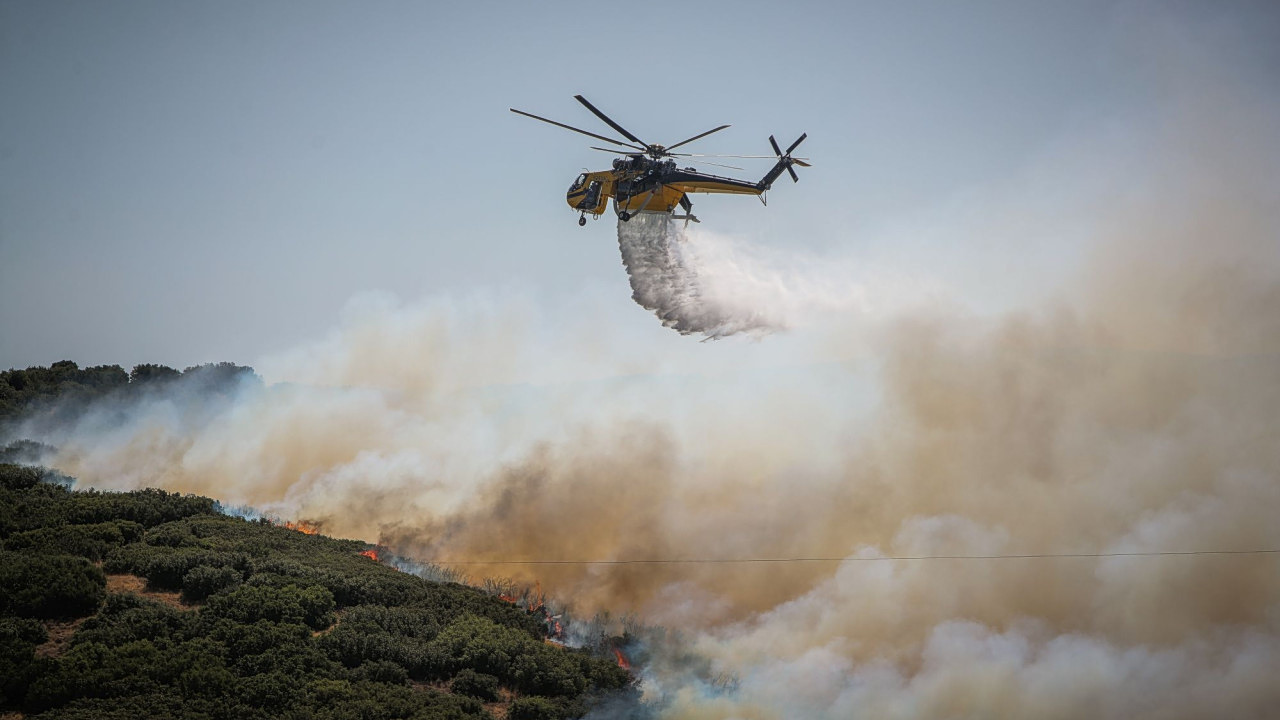 Eκτός ελέγχου η φωτιά στο Ρέθυμνο, εκκενώνονται οικισμοί - Πού μαίνονται πύρινα μέτωπα