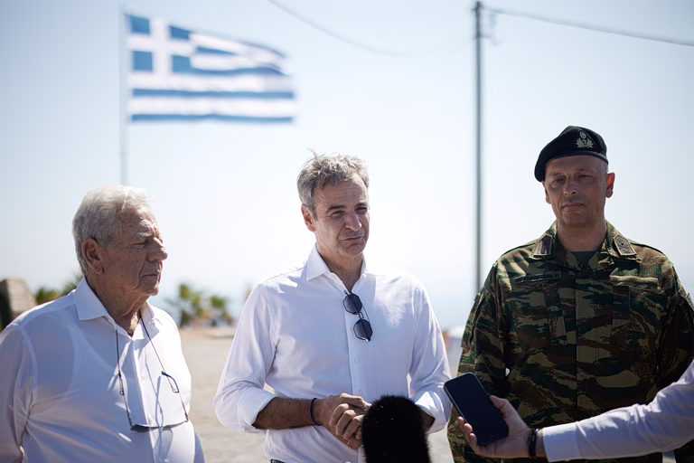 Με σκληρή γραμμή στο μεταναστευτικό ο Μητσοτάκης από το Αγαθονήσι