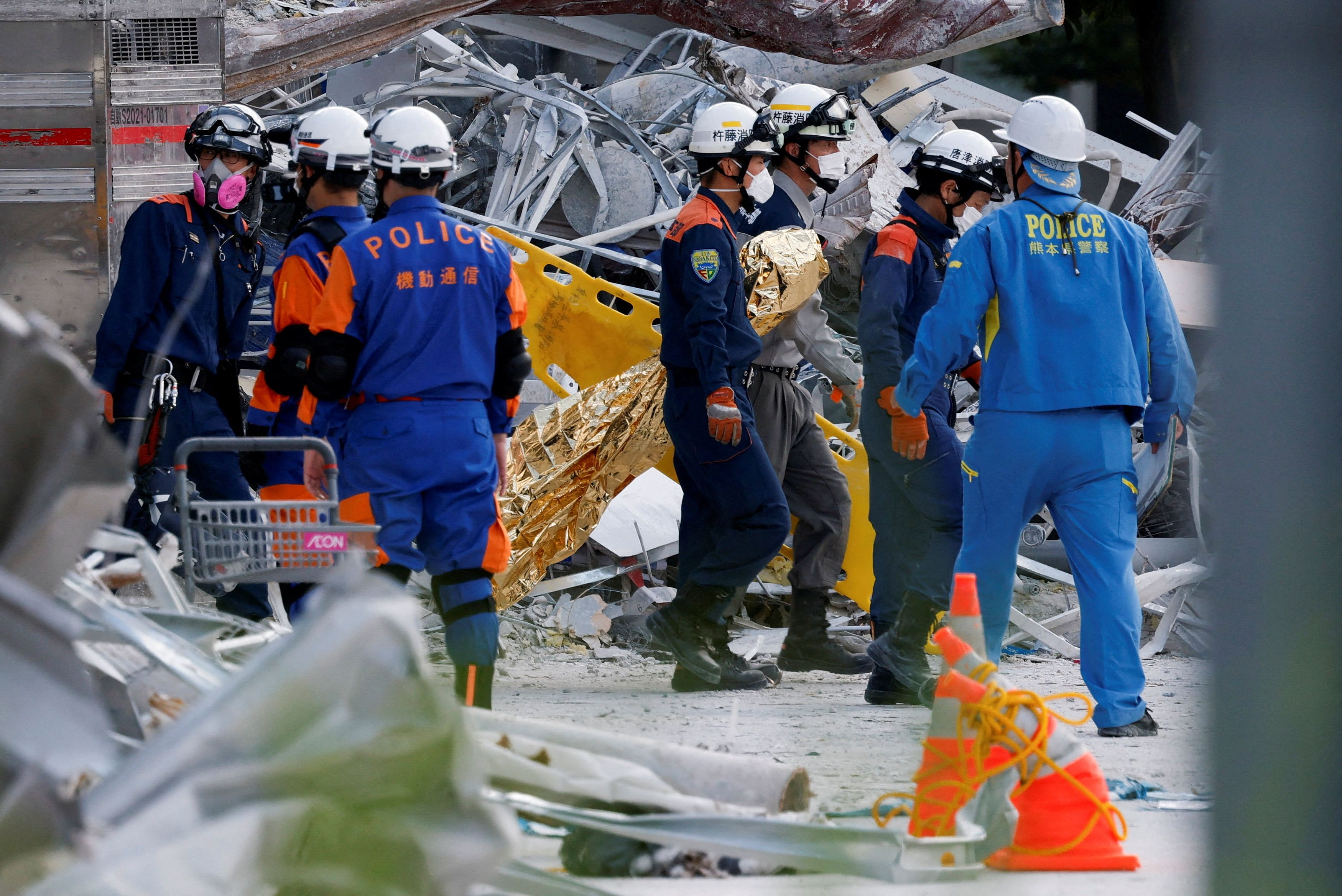 Ιαπωνία: Τουλάχιστον 28 οι νεκροί από τον σεισμό - Χωρίς ρεύμα και νερό δεκάδες χιλιάδες νοικοκυριά