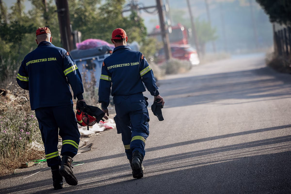 Χάρτης Πρόβλεψης για φωτιά: Red Code για κίνδυνο το Σάββατο – Σε κατάσταση συναγερμού οι Αρχές