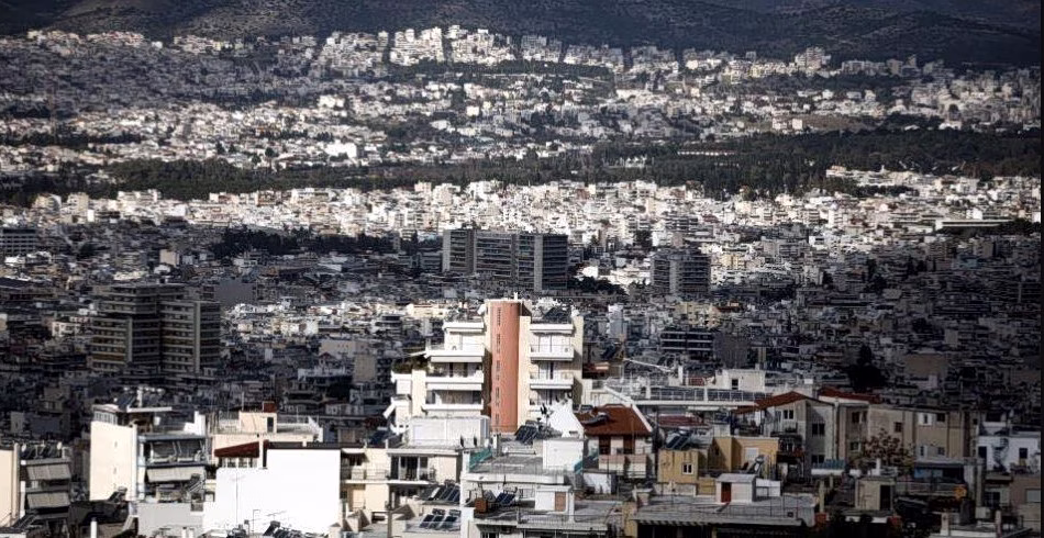 Ελληνική οικονομία: Μειώσεις φόρων στο τραπέζι – Η μάχη κατά της ακρίβειας και το «πακέτο» της ΔΕΘ