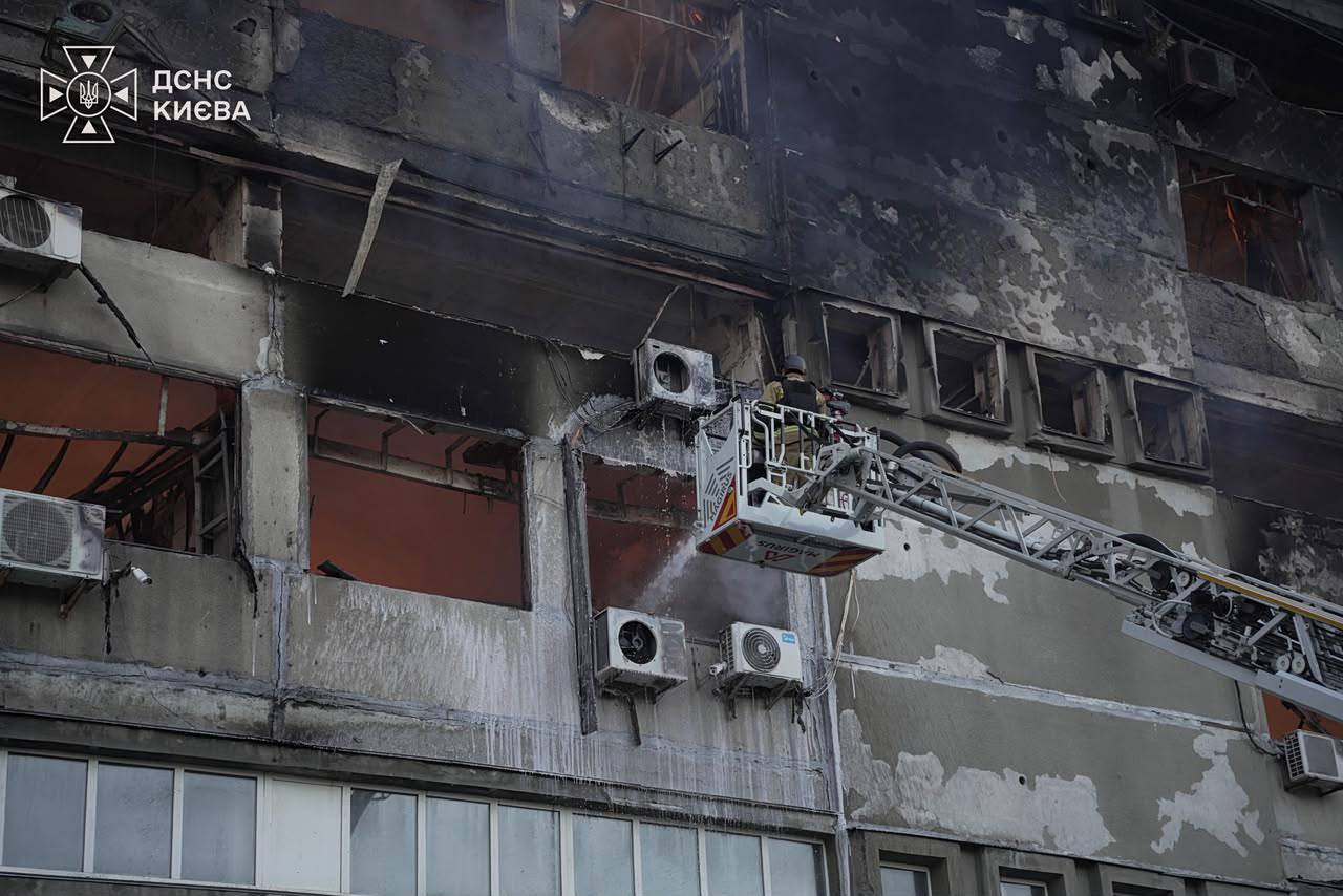 Ουκρανία: Νεκρός και τραυματίες σε ρωσικό βομβαρδισμό στη Σούμι