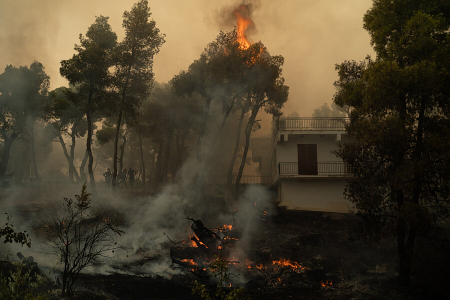 «Πορτοκαλί» συναγερμός για κίνδυνο πυρκαγιάς την Τρίτη σε Αττική, Χίο και Εύβοια