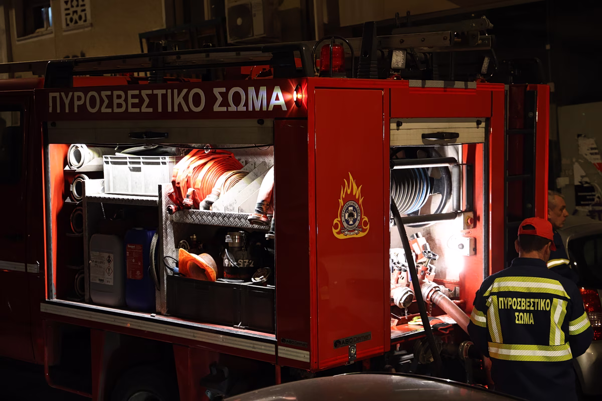 Θεσσαλονίκη: Φωτιά σε διαμέρισμα στην Πολίχνη – Ένα άτομο στο νοσοκομείο