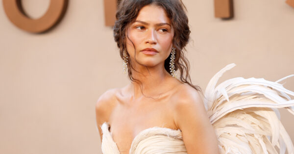 Greek Goddess Beauty: Η τάση ομορφιάς που μας κάνει να θέλουμε να μοιάζουμε με σύγχρονη Ελληνίδα θεά