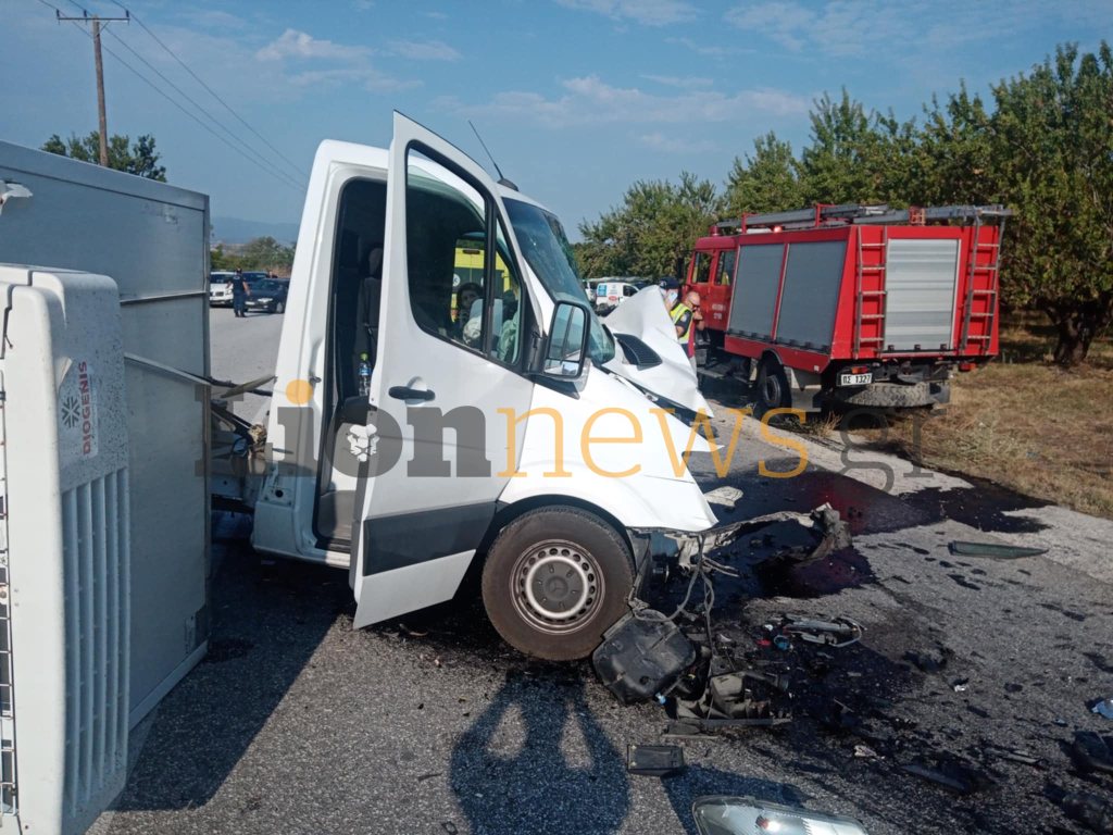 «Τα έχω χάσει όλα»: Ραγίζει καρδιές ο πατέρας και σύζυγος των θυμάτων στο τροχαίο στις Σέρρες