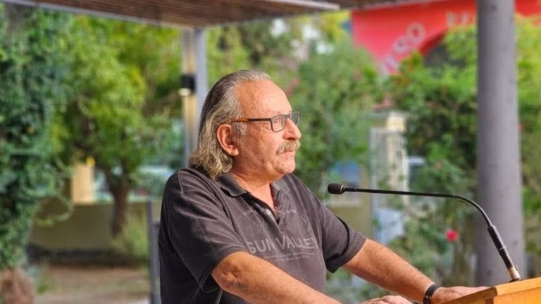 ΣΥΡΙΖΑ και Νέα Αριστερά αποχαιρετούν τον γιατρό και αγωνιστή της Αριστεράς, Νίκο Κακλαμάνη