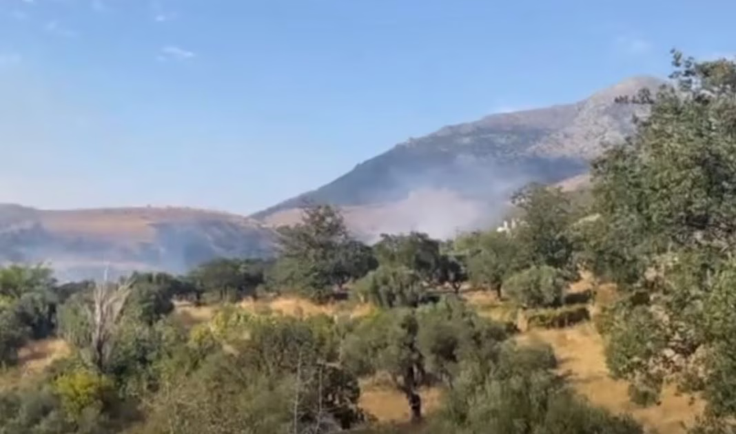 Φωτιά στη Σαμοθράκη – Μήνυμα από το 112