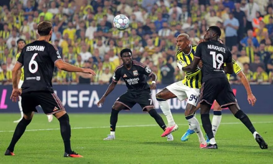 Ισοπαλία στο Φενερμπαχτσέ – Λιόν (1-1), «όρθια» στο Μαξιμίρ η Βίκινγκ (2-2)