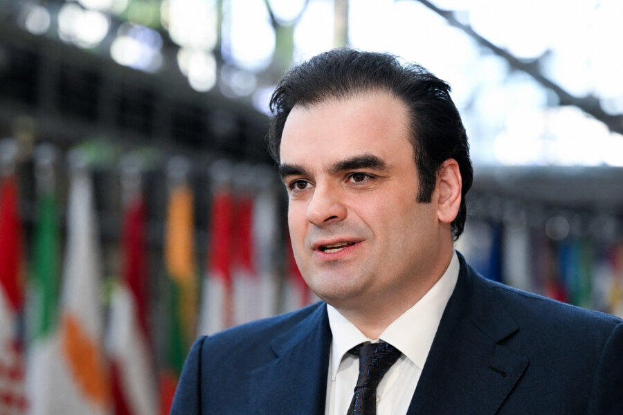 Πιερρακάκης: Γιατί αποπληρώνουμε νωρίτερα το χρέος