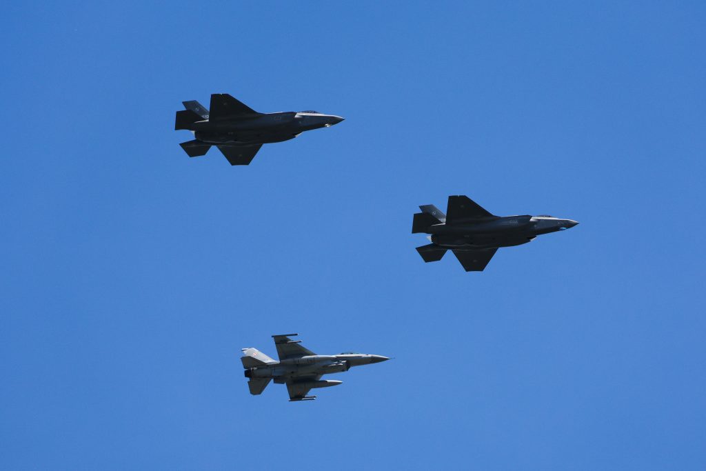 Ρωσικό αναγνωριστικό αεροσκάφος IL-20 παραβίασε τον εναέριο χώρο της Φινλανδίας – Αντιδρά το Ελσίνκι