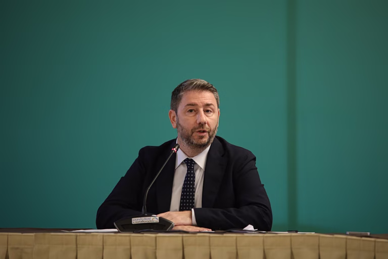 ΠΑΣΟΚ: Το στοίχημα του Ανδρουλάκη στη ΔΕΘ, οι δημοσκοπήσεις και ο «διμέτωπος»