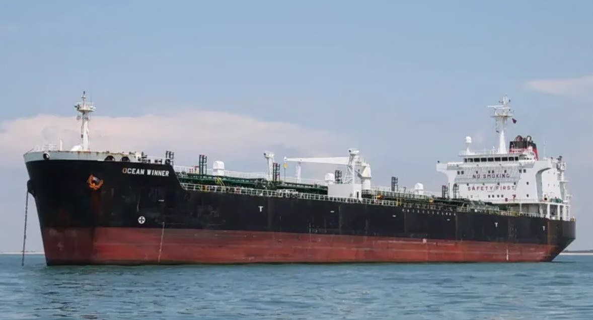 Ινδία: Φορτηγό πλοίο με σημαία Παναμά βυθίστηκε στον Κόλπο της Βεγγάλης – Αγνοούνται 22 ναυτικοί