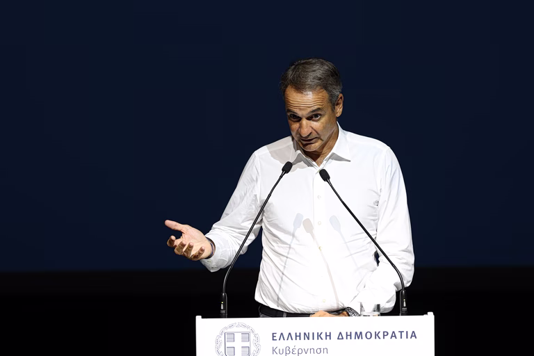 Μητσοτάκης σε παράλληλο σύμπαν από τη Θεσσαλονίκη – Προεξοφλεί ότι τα εμπόδια για τα ιδιωτικά πανεπιστήμια θα ξεπεραστούν