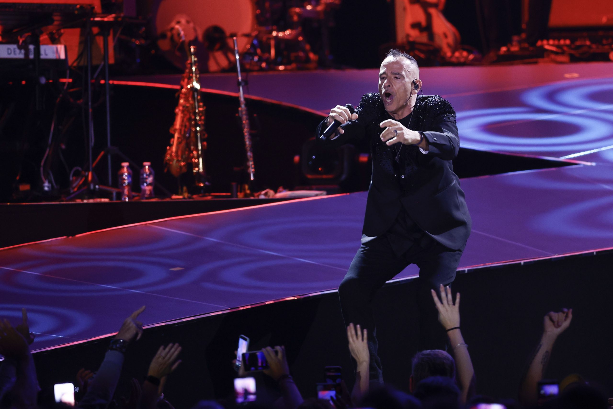 Italian singer Eros Ramazzotti performs in Barcelona