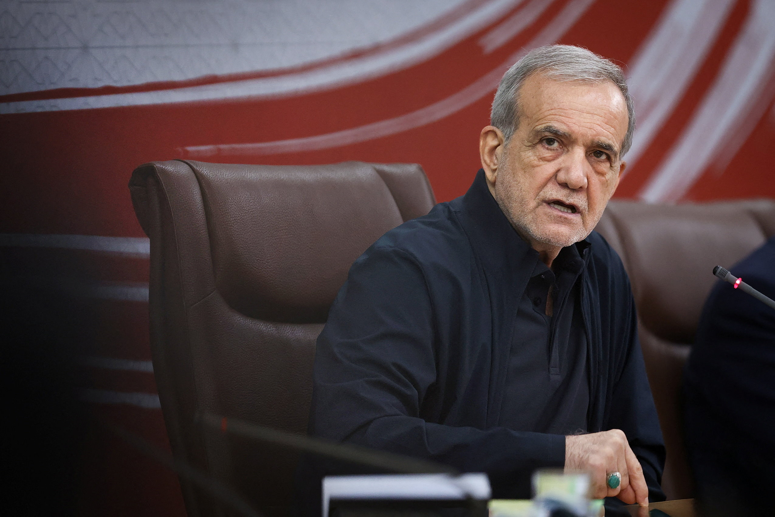 Πεζεσκιάν: Καλεί τους Ιρανούς να αποδεχθούν τις επιπτώσεις των αμερικανικών κυρώσεων
