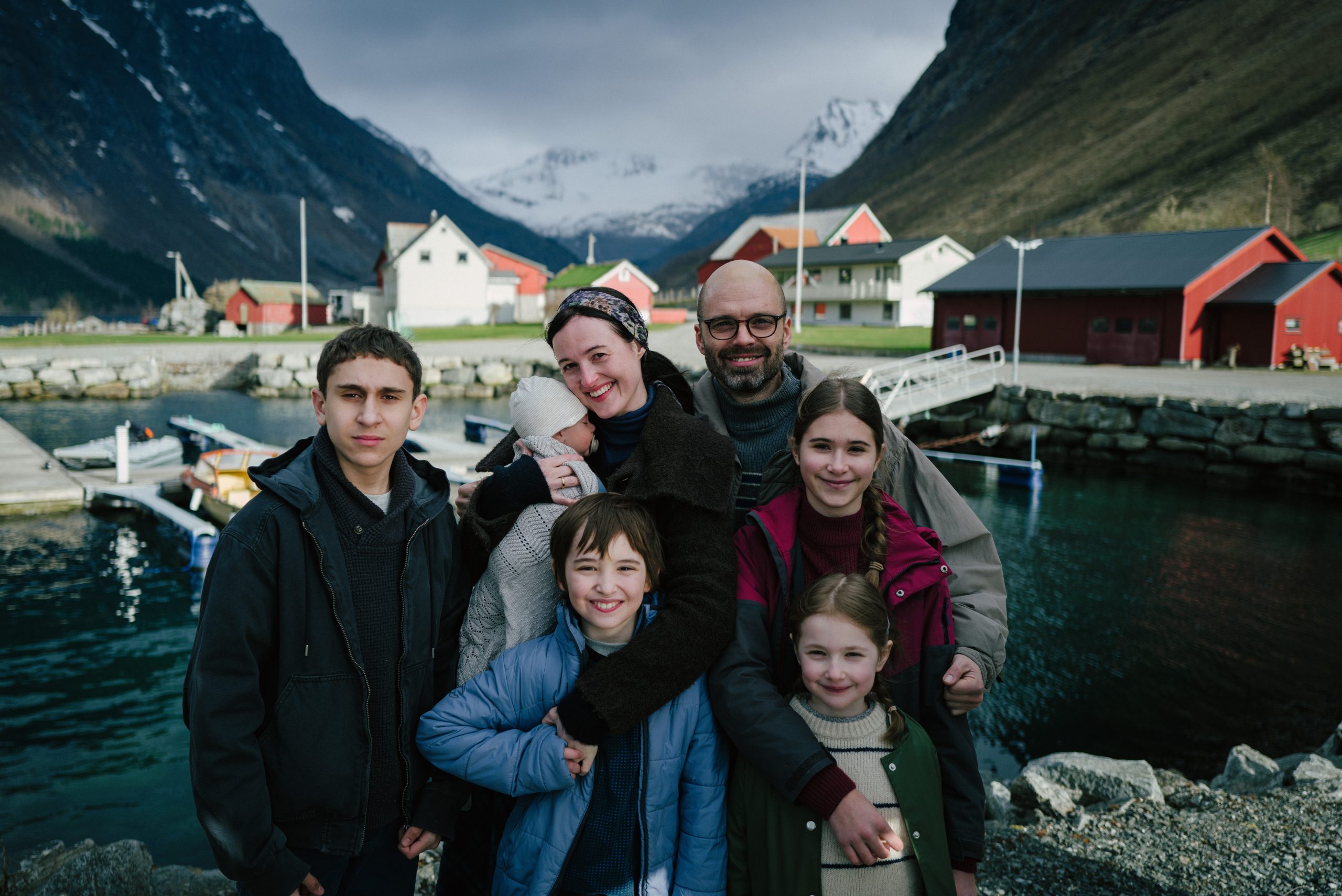 fjord-main-family-picture-credits-tudor-panduru