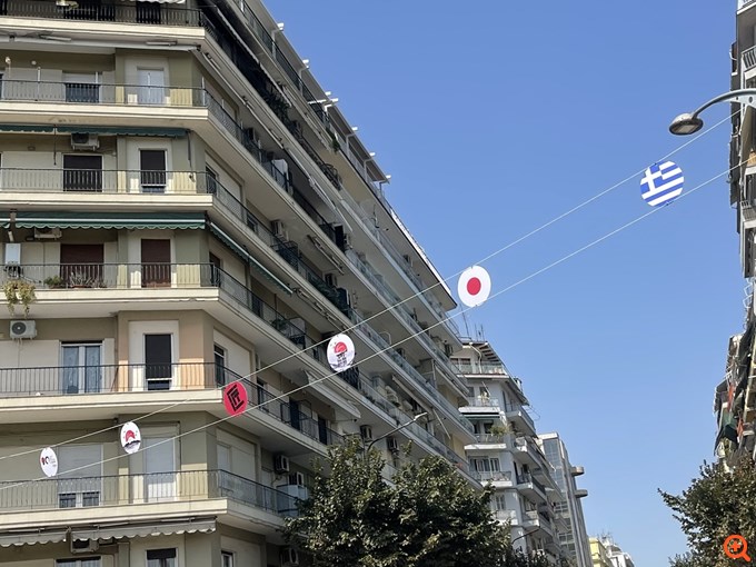 Εκατοντάδες σύμβολα της Ιαπωνίας στους δρόμους της Θεσσαλονίκης ενόψει της 90ής ΔΕΘ