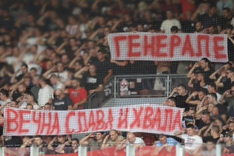 UEFA: Πειθαρχική δίωξη κατά του Ερυθρού Αστέρα για το πανό υπέρ του Ράτκο Μλάντιτς
